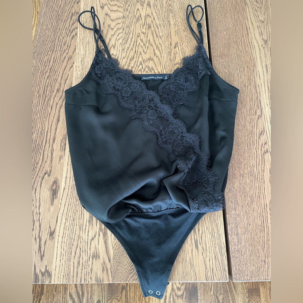 Bodysuit | lace & black
